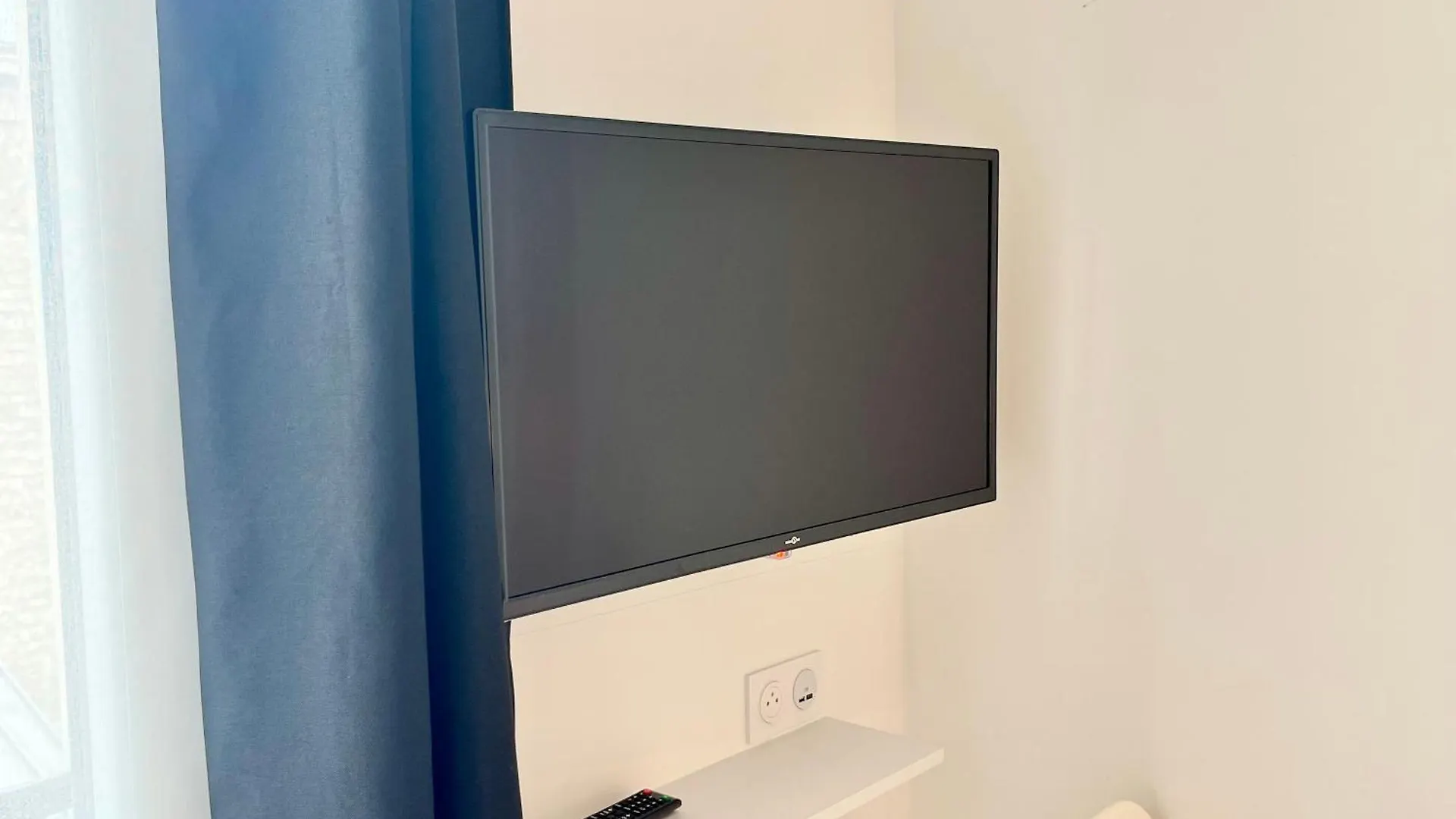 Petit Agreable Au Coeur Du 11e Arrondissement Apartment Paris
