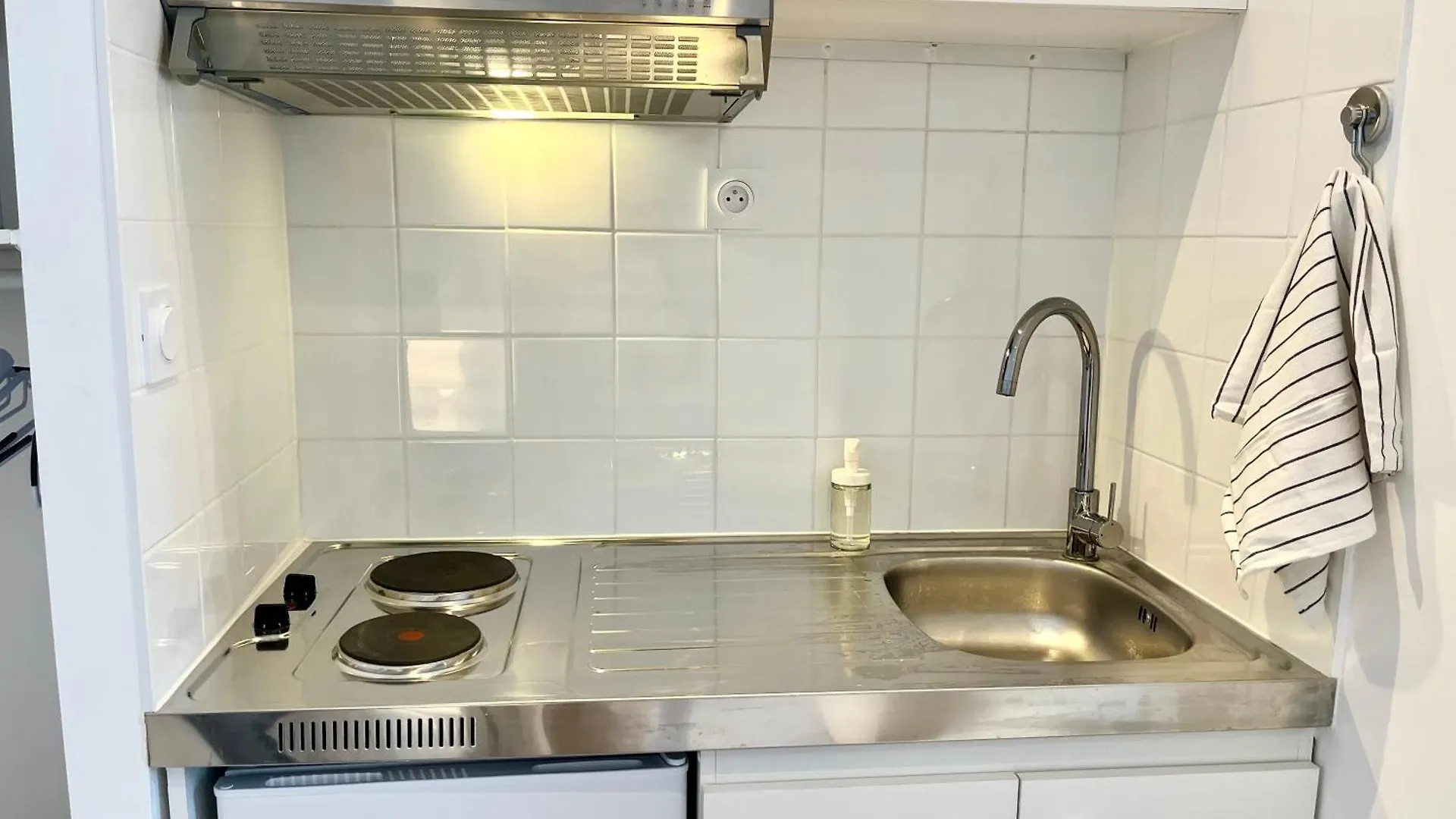Petit Agreable Au Coeur Du 11e Arrondissement * Paris