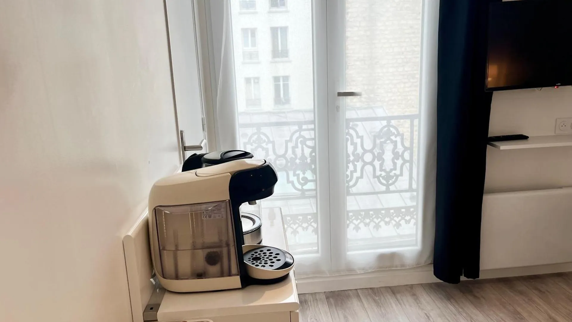 Apartment Petit Agreable Au Coeur Du 11e Arrondissement