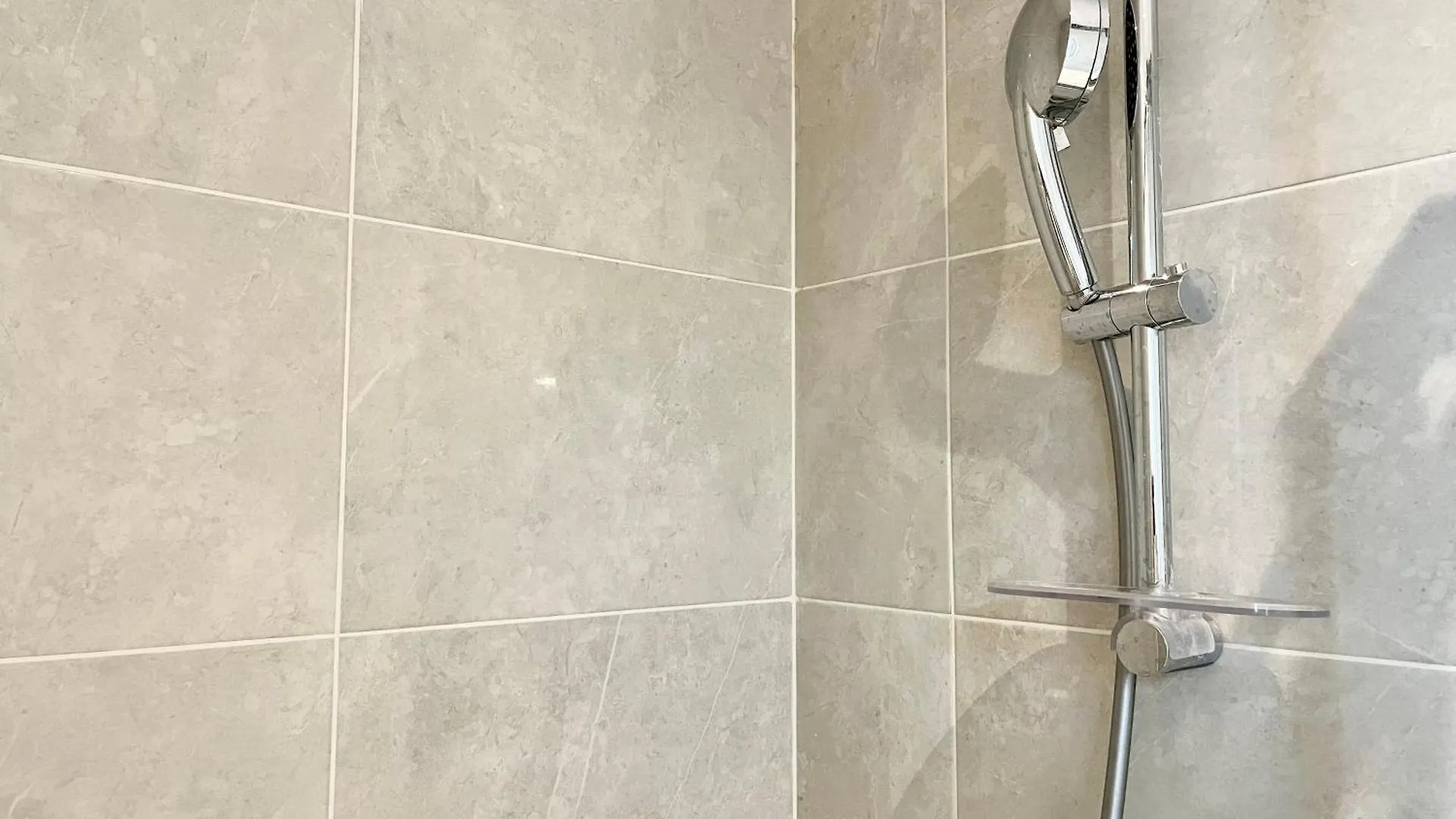 Petit Agreable Au Coeur Du 11e Arrondissement * Paris